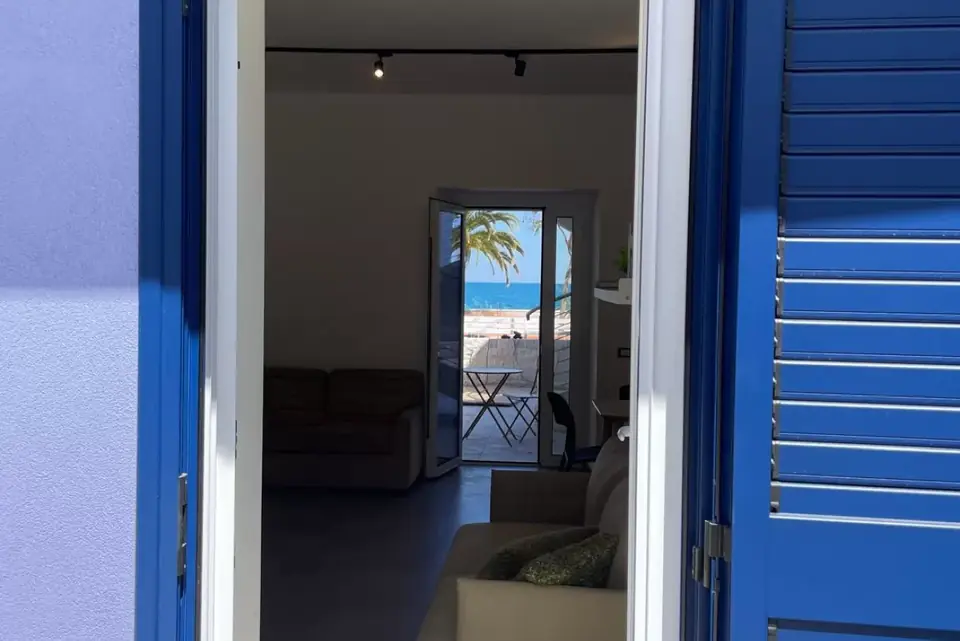 Fronte mare Montegiordano · Albachiara, l’ingresso