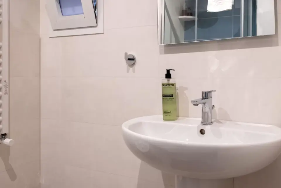Le Gravinelle · Camera singola, il bagno